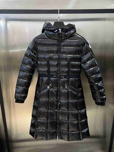 new mo men's and women's designer long style down jacket simple solid color fabric velvet filling warm effect good zipper head wit, Black
new mo men's and women's designer long style down jacket simple solid color fabric velvet filling warm effect good zipper head wit, Black