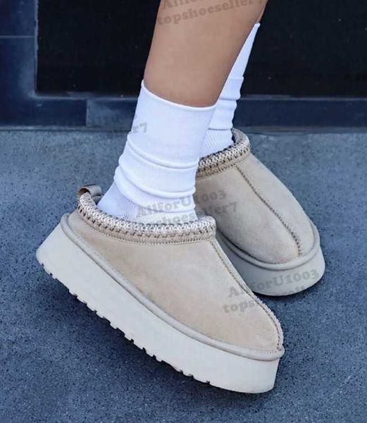 designer wool sheep fur snow boots black thick sole one step women's stock tazz tasman uggity warm winter shoes platform size eur 35-43
designer wool sheep fur snow boots black thick sole one step women's stock tazz tasman uggity warm winter shoes platform size eur 35-43