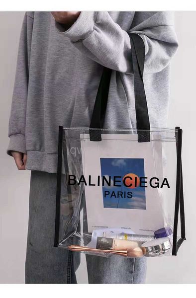 transparent handbag tote bag shoulder bag 2023 designer bag new transparent jelly personality cool mobile pvc phone casual bagqwertyui45
transparent handbag tote bag shoulder bag 2023 designer bag new transparent jelly personality cool mobile pvc phone casual bagqwertyui45