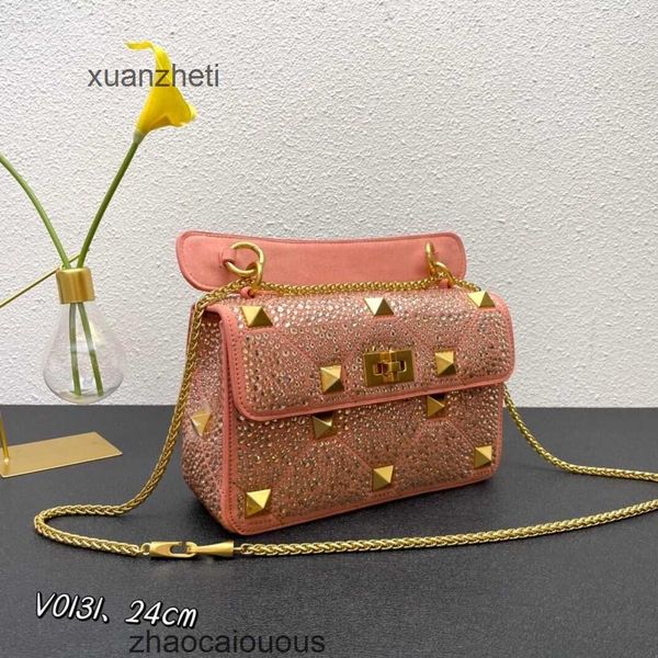 handbag embedding valantionc rivet bags women luxurys crystal designer diamond new shiny fashion handheld shoulder crossbody women's ch
handbag embedding valantionc rivet bags women luxurys crystal designer diamond new shiny fashion handheld shoulder crossbody women's ch
