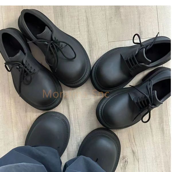 boots british style big toe shoes laceup leather shoes luxury novelty design casual shoes for men and women fashion ankle boots 230822, Black
boots british style big toe shoes laceup leather shoes luxury novelty design casual shoes for men and women fashion ankle boots 230822, Black