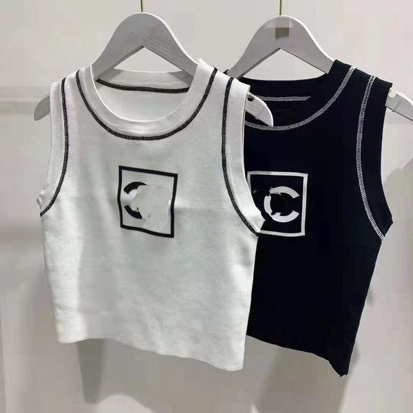 2023new women's outside wear vest inside take ice silk knitted t-shirt fashion sleeveless women's boneless traceless halter shirt, White
2023new women's outside wear vest inside take ice silk knitted t-shirt fashion sleeveless women's boneless traceless halter shirt, White