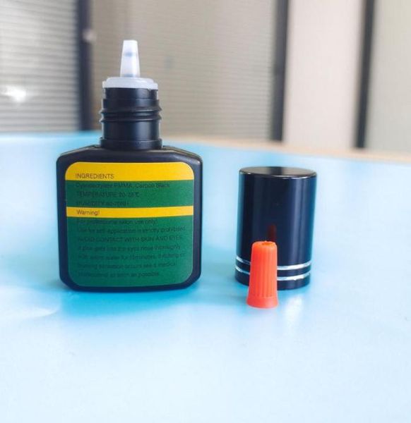 eyelash adhesives extension fast drying long lasting bond novice practice glue false eyelashes3978877
eyelash adhesives extension fast drying long lasting bond novice practice glue false eyelashes3978877