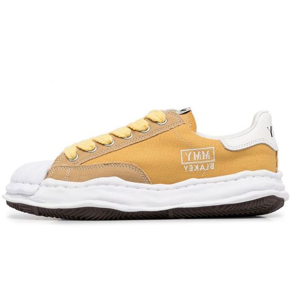 ma mi y shoes men's shoes designer hiking canvas shoes toe cap fashion leather black white sneakers luxury flat outdoor jogging walking
ma mi y shoes men's shoes designer hiking canvas shoes toe cap fashion leather black white sneakers luxury flat outdoor jogging walking
