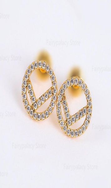 designer 18k gold letter earrings stud luxury womens geometric full drill crystal rhinestone earstud earring women wedding jewelry4872588, Golden;silver
designer 18k gold letter earrings stud luxury womens geometric full drill crystal rhinestone earstud earring women wedding jewelry4872588, Golden;silver