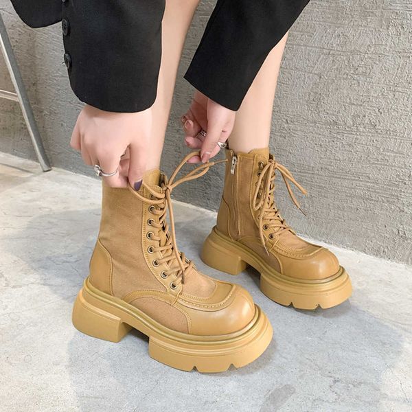 2023 autumn and winter new fashion korean edition spliced lace up large head thick bottom short barrel locomotive workwear martin boots 2308, Black
2023 autumn and winter new fashion korean edition spliced lace up large head thick bottom short barrel locomotive workwear martin boots 2308, Black