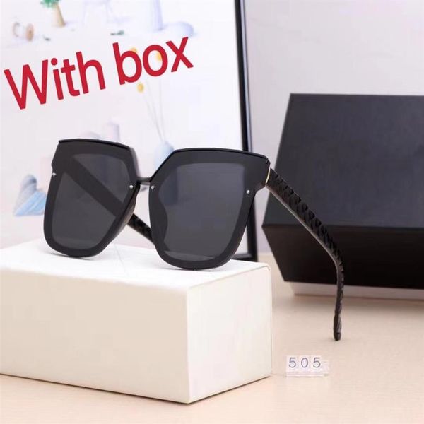 2022 luxury designers sunglasses goggle beach sun glasses for man woman optional good quality with box260f, White;black
2022 luxury designers sunglasses goggle beach sun glasses for man woman optional good quality with box260f, White;black