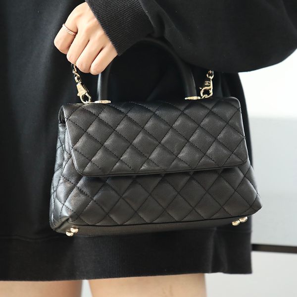 10a designer women classic chain flap shoulder crossbody bag 24cm luxury caviar leather canvas fashion handbag bags mirror quality c104
10a designer women classic chain flap shoulder crossbody bag 24cm luxury caviar leather canvas fashion handbag bags mirror quality c104