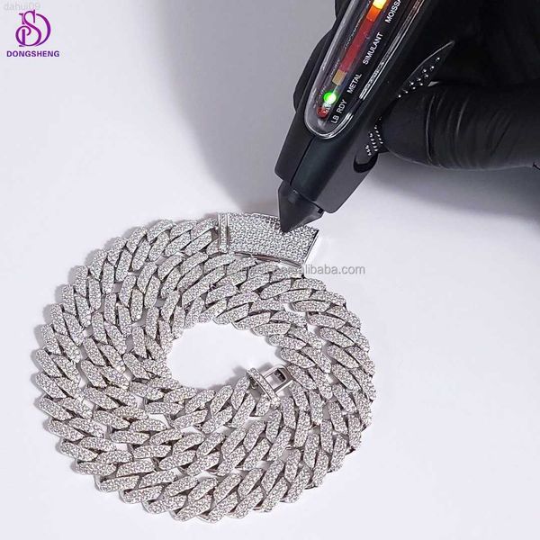 customize luxury moissanite cuban chain hip hop jewelry 925 silver 12mm 14k 18k iced out cuban link chain mens
customize luxury moissanite cuban chain hip hop jewelry 925 silver 12mm 14k 18k iced out cuban link chain mens