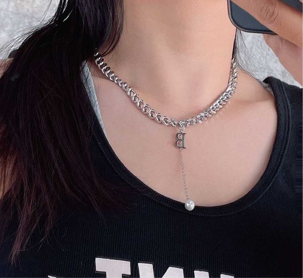 fashion designer double b korean version of parisian family round bead letter necklace with fashionable and versatile temperament, Silver
fashion designer double b korean version of parisian family round bead letter necklace with fashionable and versatile temperament, Silver