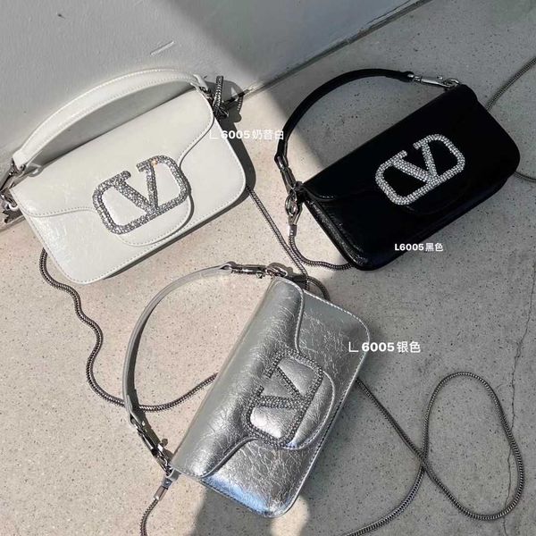 v designer bags for ladies va2023 new genuine leather bag fashion versatile one shoulder crossbody leather small square bag crystal diamond
v designer bags for ladies va2023 new genuine leather bag fashion versatile one shoulder crossbody leather small square bag crystal diamond