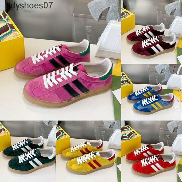2023 designer luxury casual shoes gazelle men women sneakers velvet patchwork print and stripes design co-branded shoes, Black
2023 designer luxury casual shoes gazelle men women sneakers velvet patchwork print and stripes design co-branded shoes, Black