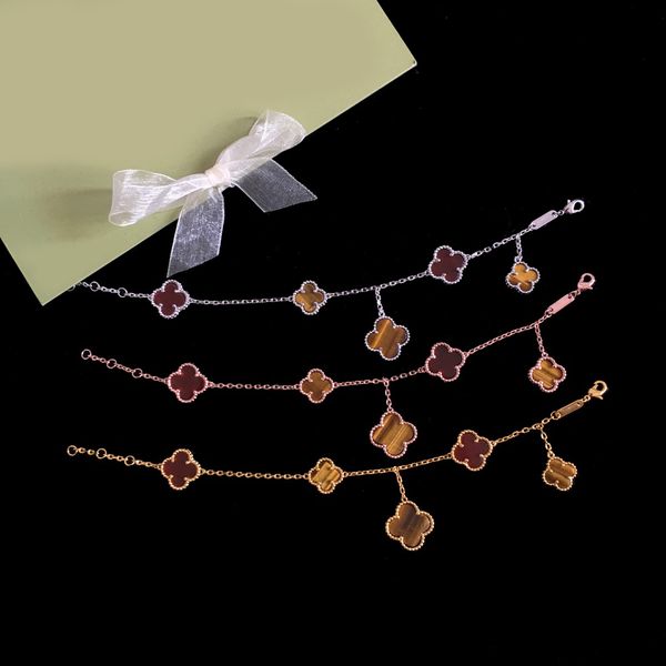 fashion four leaf clover bracelet motif luxury jewerly designer for woman shell chain men jewelry jeweler party gift gold silver rose gold w, Golden;silver
fashion four leaf clover bracelet motif luxury jewerly designer for woman shell chain men jewelry jeweler party gift gold silver rose gold w, Golden;silver