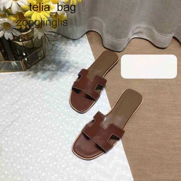 slide slippers shoes designer classicslipper sandals hers women slipper 2023 summer oran fashion beacindoor flat flip flops leatlady shoes l
slide slippers shoes designer classicslipper sandals hers women slipper 2023 summer oran fashion beacindoor flat flip flops leatlady shoes l