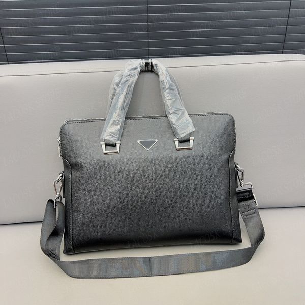 designer briefcases men lapbags large handbags business trip office leather business leather tote wide shoulder strap crossbody
designer briefcases men lapbags large handbags business trip office leather business leather tote wide shoulder strap crossbody