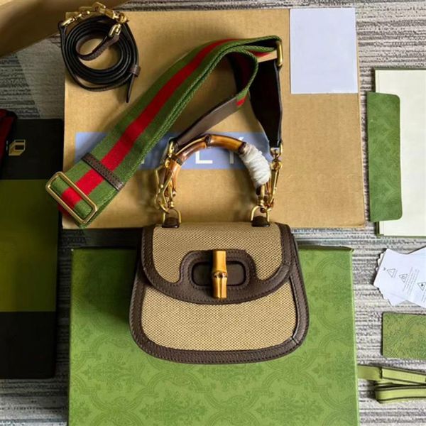 10a mini handle bag high-end woman shoulder bags genuine leather crossbody bags fashion purse designer bagss 17cm with box g20275d
10a mini handle bag high-end woman shoulder bags genuine leather crossbody bags fashion purse designer bagss 17cm with box g20275d