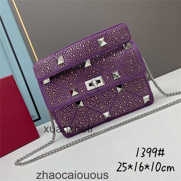 luxury crystal valantions classic bag crossbody designer women new bags ladies handbags diamond beach handheld rivet trendy leather handbag
luxury crystal valantions classic bag crossbody designer women new bags ladies handbags diamond beach handheld rivet trendy leather handbag