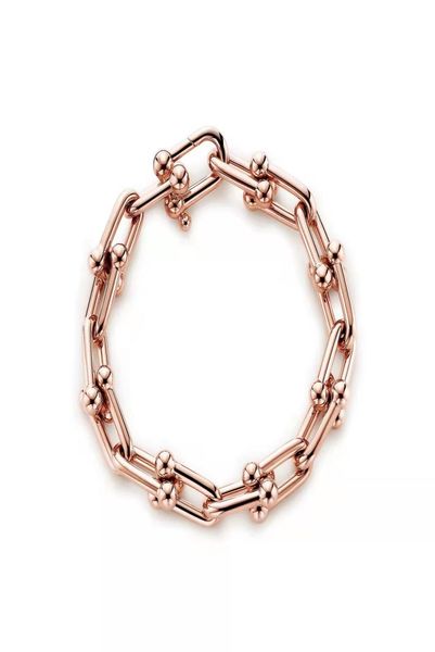 luxury designer jewelry bracelets street hip hop delicate buckle classic bracelet women men glamour jewelry clothes o7212418, Black
luxury designer jewelry bracelets street hip hop delicate buckle classic bracelet women men glamour jewelry clothes o7212418, Black