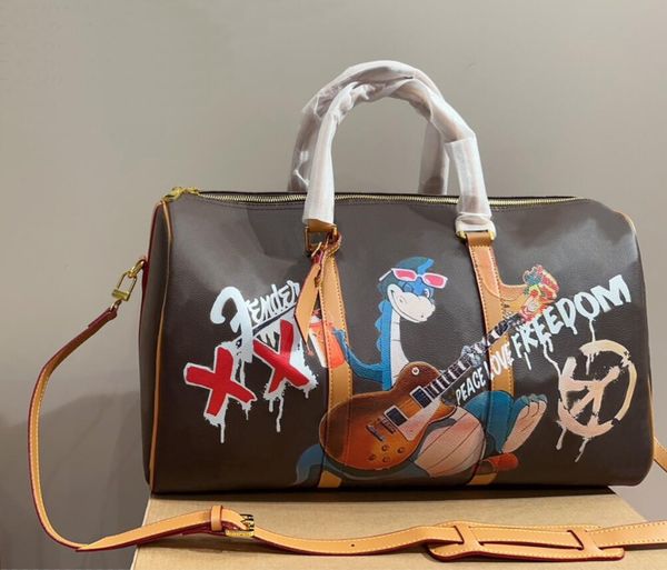 high capacity keepall graffiti duffle bag travel weekend fashion large capacity tote womens mens luxury designer crossbody handbag clutch sh
high capacity keepall graffiti duffle bag travel weekend fashion large capacity tote womens mens luxury designer crossbody handbag clutch sh