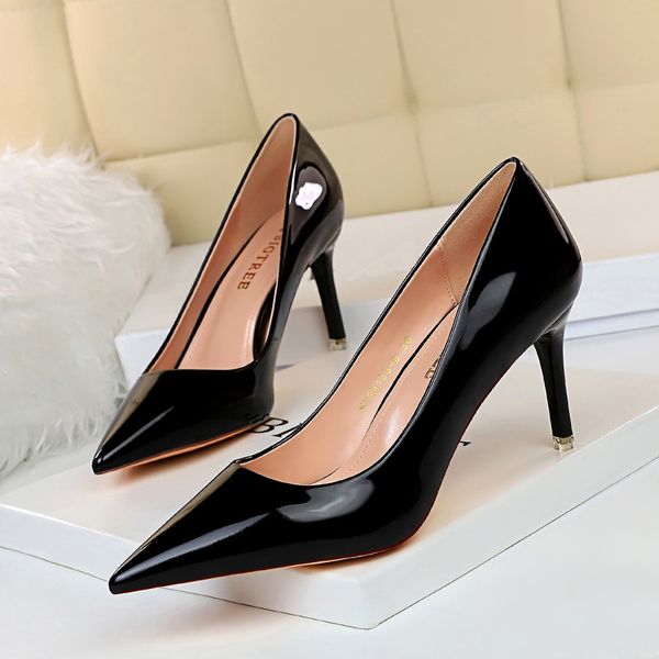 fashion metal heel high heel shallow mouth pointed tip nightclub slim high heel shoes women's shoes single shoe size 34-43, Black
fashion metal heel high heel shallow mouth pointed tip nightclub slim high heel shoes women's shoes single shoe size 34-43, Black