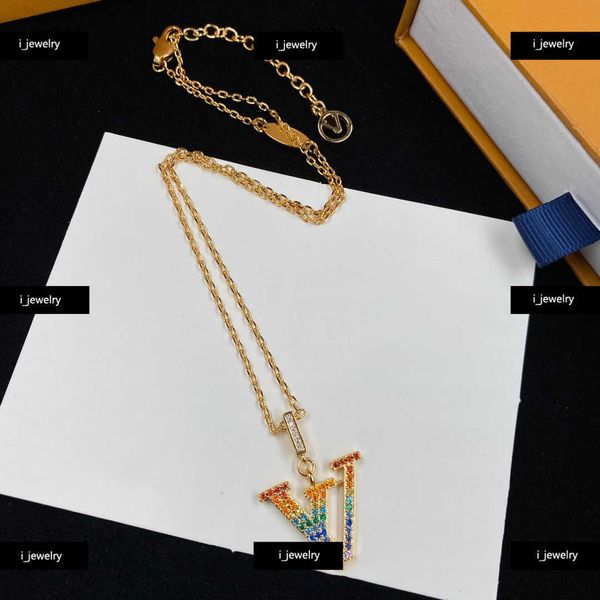 diamond necklace super shiny colorful love necklace fashion jewelry necklace with brass material necklace iridescence diamond pendant, Silver
diamond necklace super shiny colorful love necklace fashion jewelry necklace with brass material necklace iridescence diamond pendant, Silver
