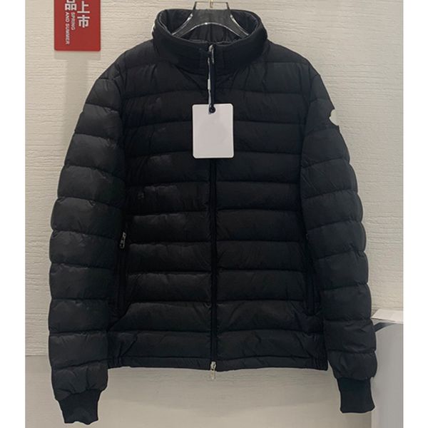 8.22 fashion casual stand collar hiiden hooded letter embroidery zipper goose men's down jacket, Black
8.22 fashion casual stand collar hiiden hooded letter embroidery zipper goose men's down jacket, Black