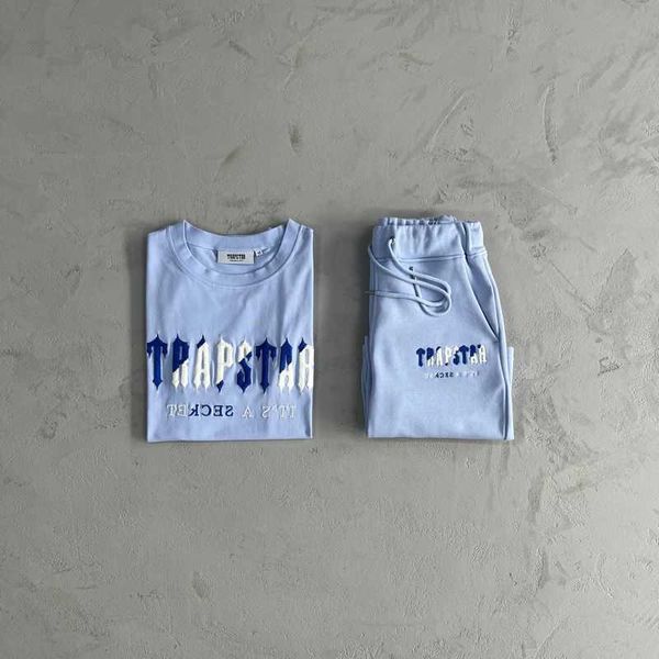 men women hip hop trapstar t shirt chenille decoded short set-cashmere blue /dazzling t-shirt summer sleeve tees, Black;brown
men women hip hop trapstar t shirt chenille decoded short set-cashmere blue /dazzling t-shirt summer sleeve tees, Black;brown