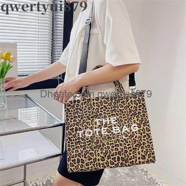 shopping bags travel the tote bag qwertyui879 lady designer wallets coin purse practical large capacity plain cross body shoulder 3222
shopping bags travel the tote bag qwertyui879 lady designer wallets coin purse practical large capacity plain cross body shoulder 3222