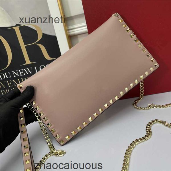 classic valantions handbags beach bags luxury cowhide lady's new bag designer riveted women crossbody metal fashion large capacity leat
classic valantions handbags beach bags luxury cowhide lady's new bag designer riveted women crossbody metal fashion large capacity leat