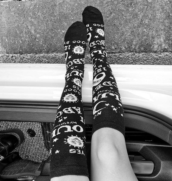 2021 spring and summer new personality european and american moon sun letter trend tube socks female dark girl2335710, Black
2021 spring and summer new personality european and american moon sun letter trend tube socks female dark girl2335710, Black