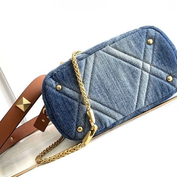 v designer bags for ladies vahigh crossbody denim flap bag with diamond lattice rivets small square bag blue denim chain portable and versat
v designer bags for ladies vahigh crossbody denim flap bag with diamond lattice rivets small square bag blue denim chain portable and versat