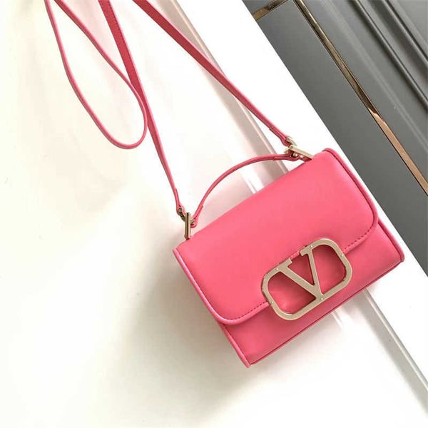 v designer bags for ladies spring/summer new genuine leather underarm bag mesh red fashion cowhide simple high grade one shoulder diagonal s
v designer bags for ladies spring/summer new genuine leather underarm bag mesh red fashion cowhide simple high grade one shoulder diagonal s