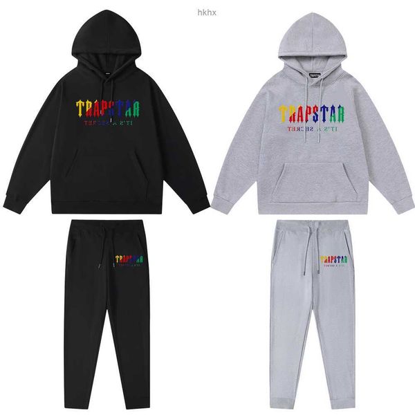 trapstar oversized hoodie mens trapstar tracksuit designer shirts print letter luxury black and white grey rainbow color summer sports fashi 
trapstar oversized hoodie mens trapstar tracksuit designer shirts print letter luxury black and white grey rainbow color summer sports fashi