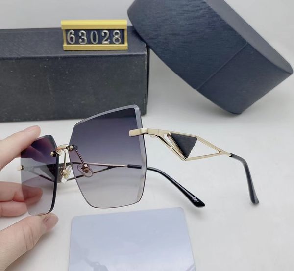2023 luxury sunglasses for man woman designer goggle beach sun glasses retro rimless square frame luxurys design uv400 with box, White;black
2023 luxury sunglasses for man woman designer goggle beach sun glasses retro rimless square frame luxurys design uv400 with box, White;black