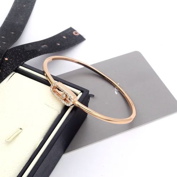 luxury bangle uno move brand designer movable zircon copper hollow square charm cuff bangle bracelet for women party gift fashion jewelry, Black
luxury bangle uno move brand designer movable zircon copper hollow square charm cuff bangle bracelet for women party gift fashion jewelry, Black