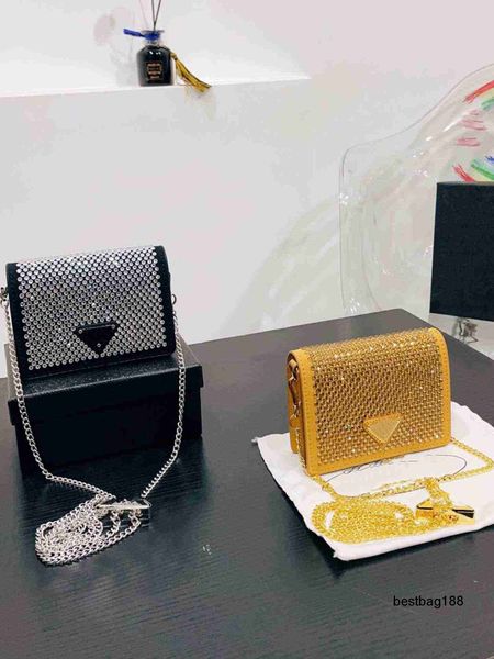 designer luxury women dinner bag diamond shining crossbody bag flip small square handbag letter envelope tote
designer luxury women dinner bag diamond shining crossbody bag flip small square handbag letter envelope tote
