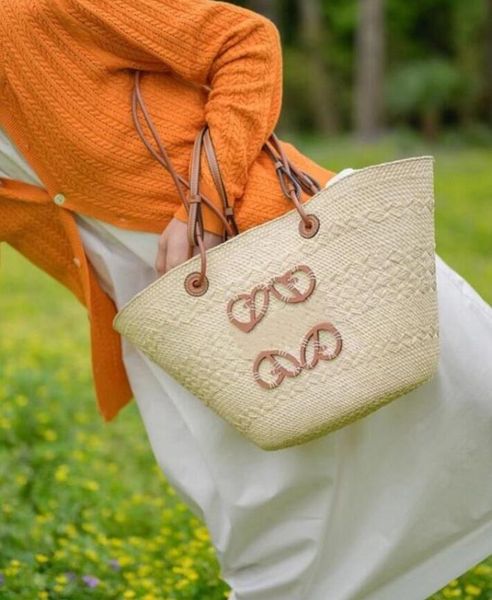 fashion luxury evening bags women beach bag grass knitting designer bag leisure travel outing woven tote bags large capacity classic hand ma
fashion luxury evening bags women beach bag grass knitting designer bag leisure travel outing woven tote bags large capacity classic hand ma