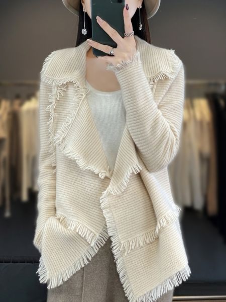 womens knits tees 100% merino wool clothing autumn and winter knitted cardigan casual loose fitting suit collar jacket fashion korean 230821, White
womens knits tees 100% merino wool clothing autumn and winter knitted cardigan casual loose fitting suit collar jacket fashion korean 230821, White