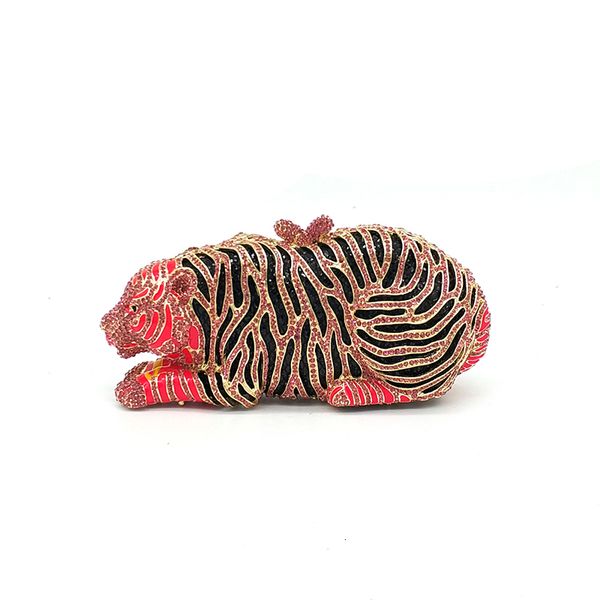 evening bags fashion design clutch women evening party bag crystal tiger shape crystal purses bridal wedding party diamonds clutches 230822
evening bags fashion design clutch women evening party bag crystal tiger shape crystal purses bridal wedding party diamonds clutches 230822