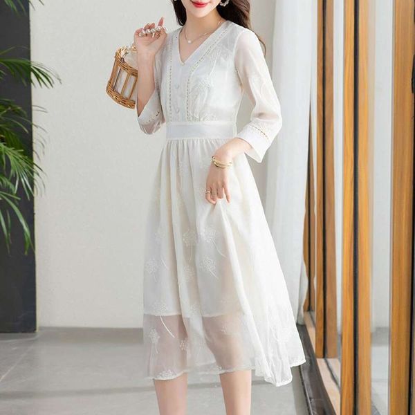 fairy embroidered dress spring and summer v neck hollowed out weaving half length sleeves for women, Black;gray
fairy embroidered dress spring and summer v neck hollowed out weaving half length sleeves for women, Black;gray