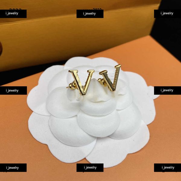 women designer earrings fashion luxury shiny alloy logo shape hoop & huggie jewelry #including brand box new arrival, Golden;silver
women designer earrings fashion luxury shiny alloy logo shape hoop & huggie jewelry #including brand box new arrival, Golden;silver