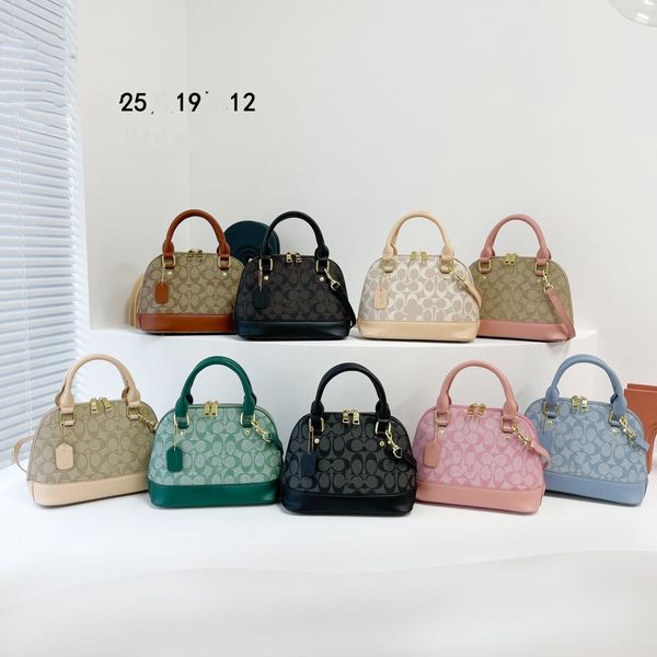 luxury girls letter printed handbags designer kids single shoulder shell bag lady style messenger bags s0386v, Black
luxury girls letter printed handbags designer kids single shoulder shell bag lady style messenger bags s0386v, Black
