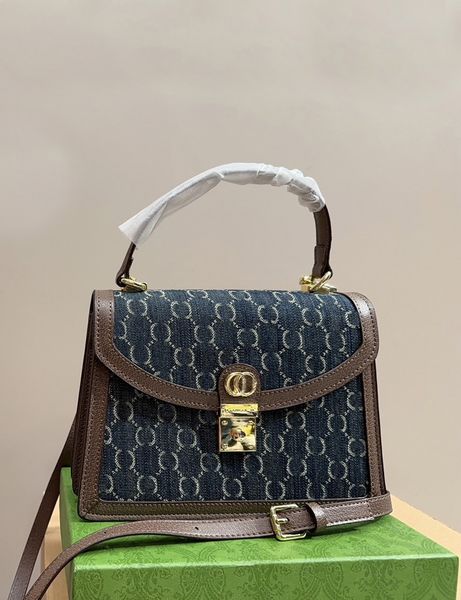 designer bag shopping crossbody bag luxury handbag classic crossbody casual canvas travel bag women's luxury handheld wallet unique sty
designer bag shopping crossbody bag luxury handbag classic crossbody casual canvas travel bag women's luxury handheld wallet unique sty