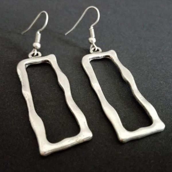 retro irregular rectangle dangle earrings zinc alloy hollow silver plated dangling earring jewelry trendy female gift for women
retro irregular rectangle dangle earrings zinc alloy hollow silver plated dangling earring jewelry trendy female gift for women