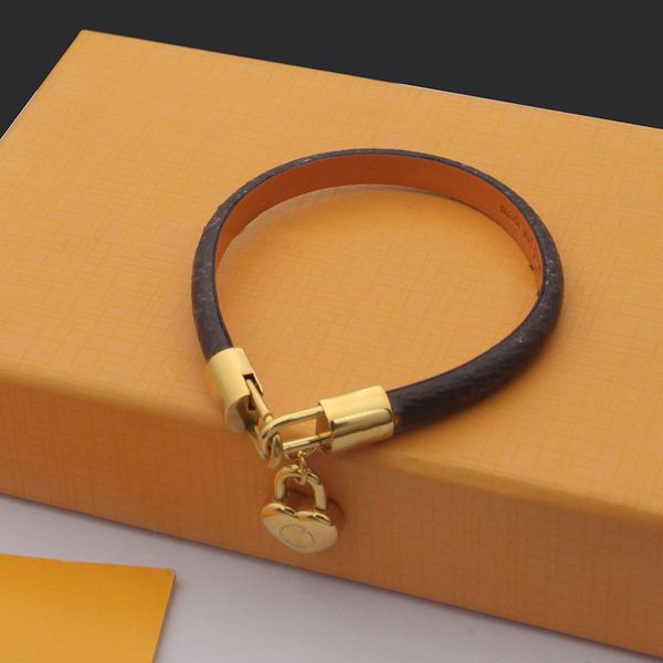 luxury bracelet designer bracelet for women simple leather bracelets woman jewelry for womens charm bracelet bangle with pendant christmas p, Golden;silver
luxury bracelet designer bracelet for women simple leather bracelets woman jewelry for womens charm bracelet bangle with pendant christmas p, Golden;silver