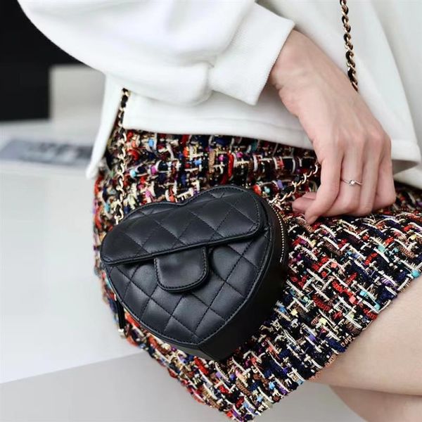 10a the heart shape chain clutch bag 13cm luxury designer cosmetic bag sheepskin crossbody bags lady shoulder handbag 276q
10a the heart shape chain clutch bag 13cm luxury designer cosmetic bag sheepskin crossbody bags lady shoulder handbag 276q