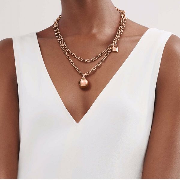 fashion t-letter hardwear small wrap necklace yellow gold lock and ball pendant necklaces shiny bracelet earring designer jewelry t022, Silver
fashion t-letter hardwear small wrap necklace yellow gold lock and ball pendant necklaces shiny bracelet earring designer jewelry t022, Silver