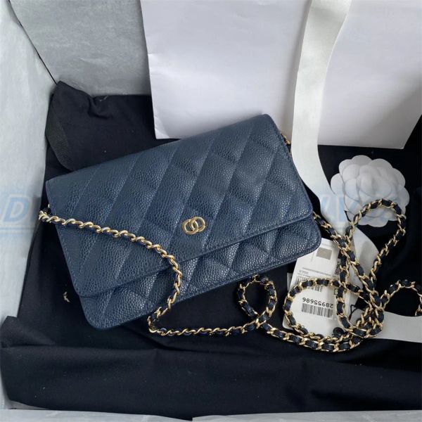 designer shoulder bag chain strap handbag plaid purses double letter solid buckle sheepskin caviar pattern women's luxury evening bags
designer shoulder bag chain strap handbag plaid purses double letter solid buckle sheepskin caviar pattern women's luxury evening bags
