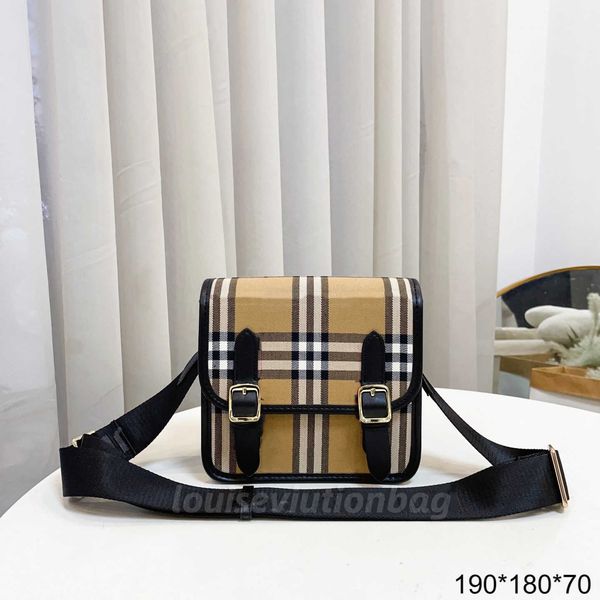 luxury tb camera stripe bag classic nylon handbags designer vintage check and leather crossbody women's men wallet messenger tote shoul
luxury tb camera stripe bag classic nylon handbags designer vintage check and leather crossbody women's men wallet messenger tote shoul
