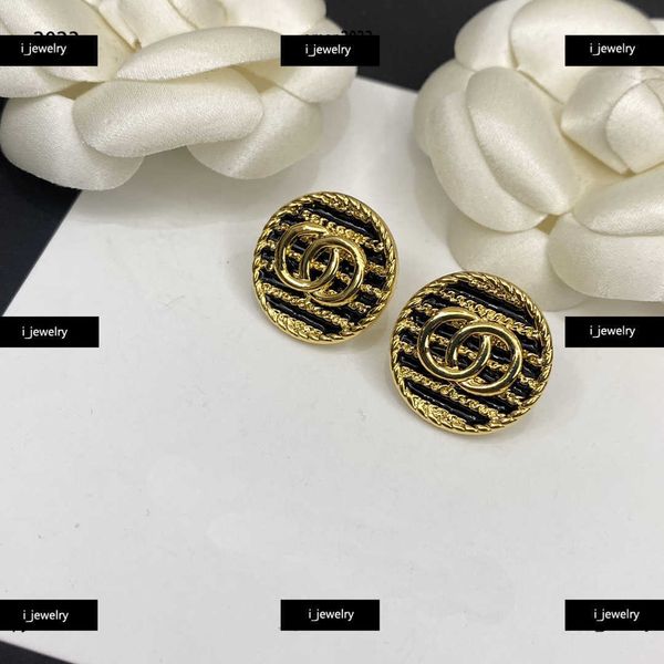 designer women earrings gold-plating jewelry fashion black stripe decoration charm earring #including box gift choice, Golden
designer women earrings gold-plating jewelry fashion black stripe decoration charm earring #including box gift choice, Golden